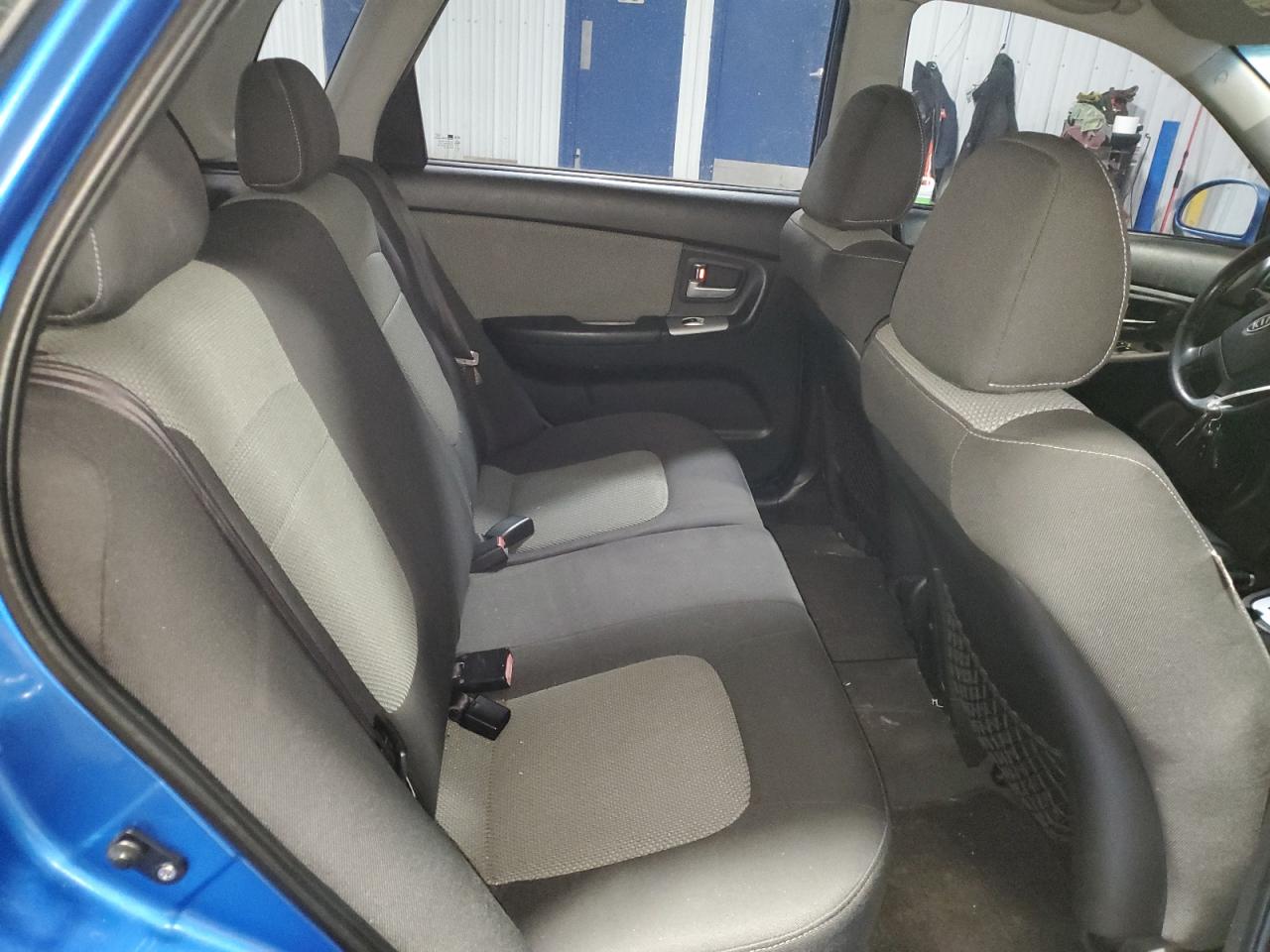 2008 Kia Spectra - Image 11