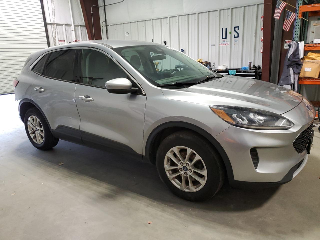 2021 Ford Escape - Image 4