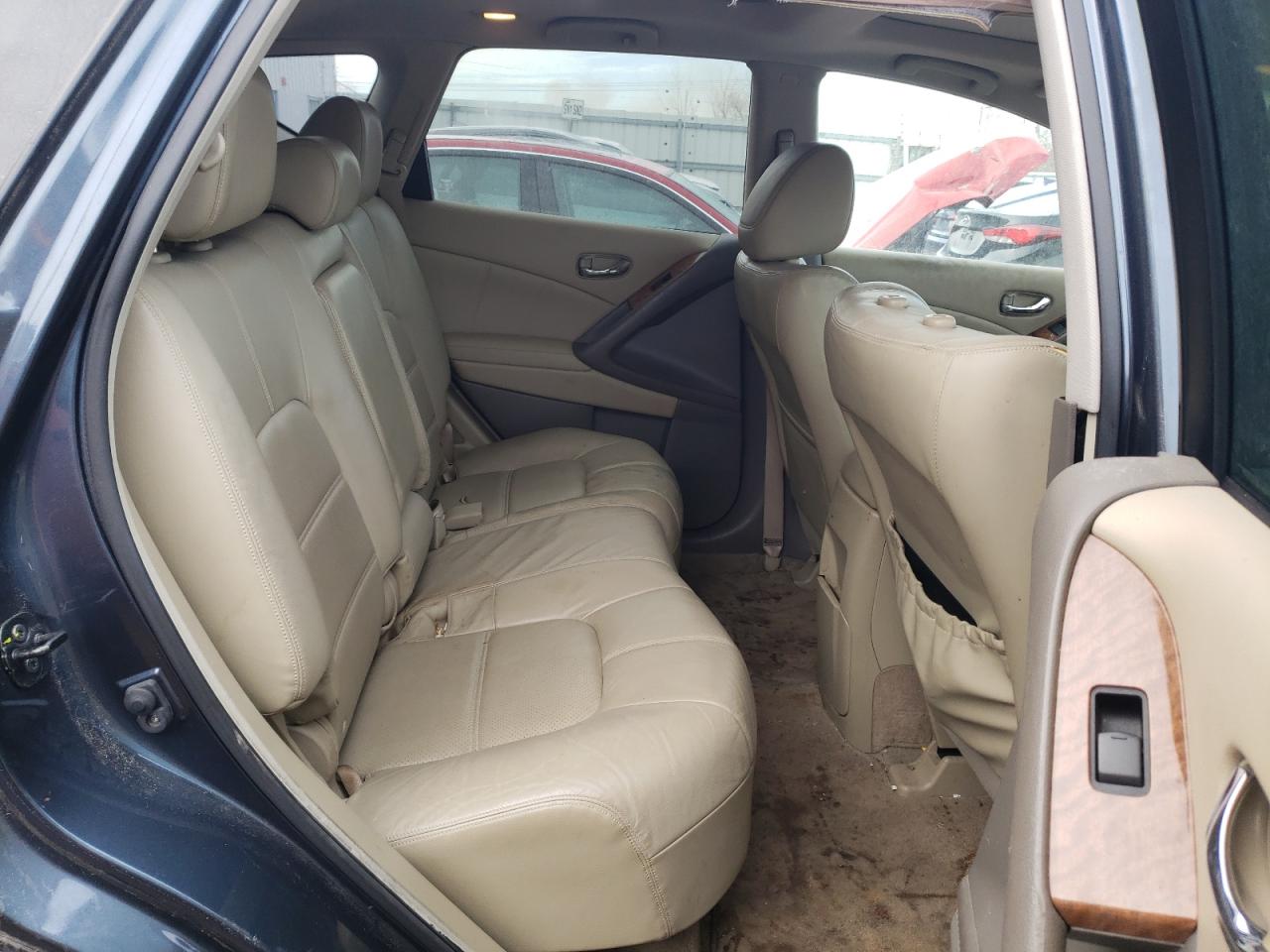 2011 Nissan Murano - Image 10
