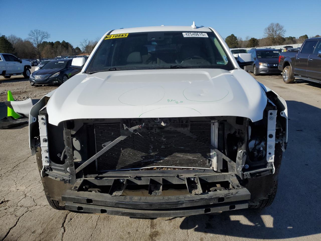 2017 GMC Yukon - Image 5