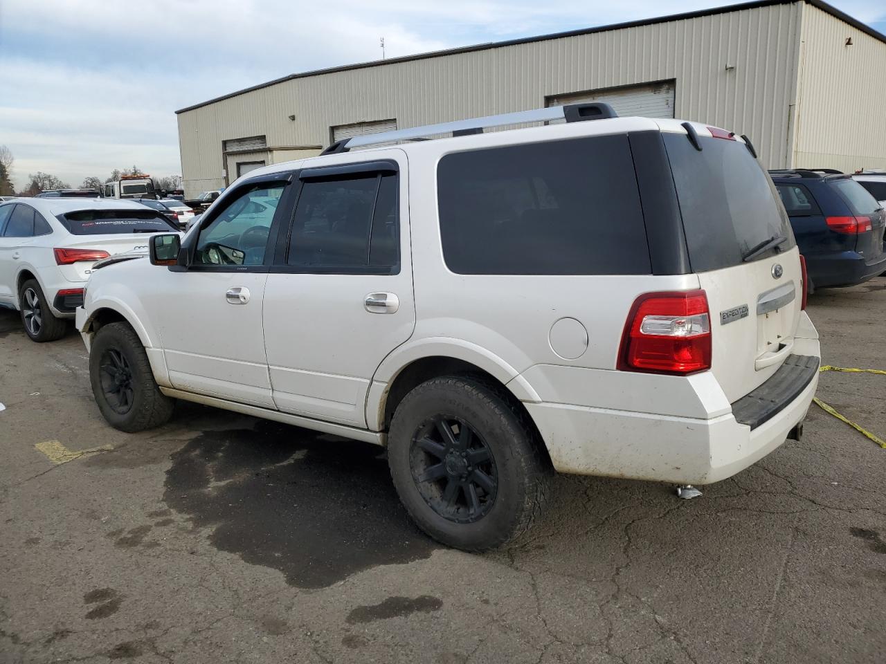 2012 Ford Expedition - Image 2