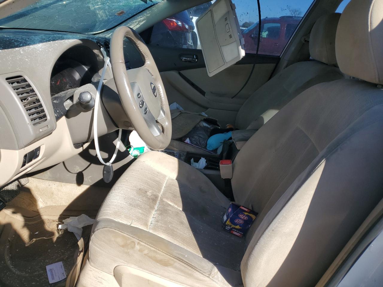 2010 Nissan Altima - Image 7