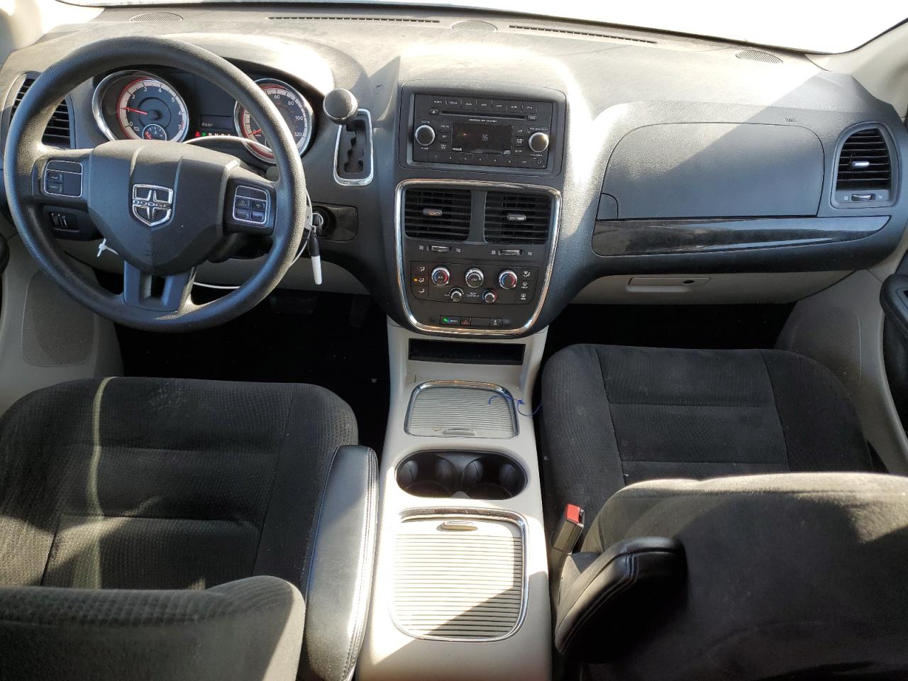 2016 Dodge Caravan - Image 8