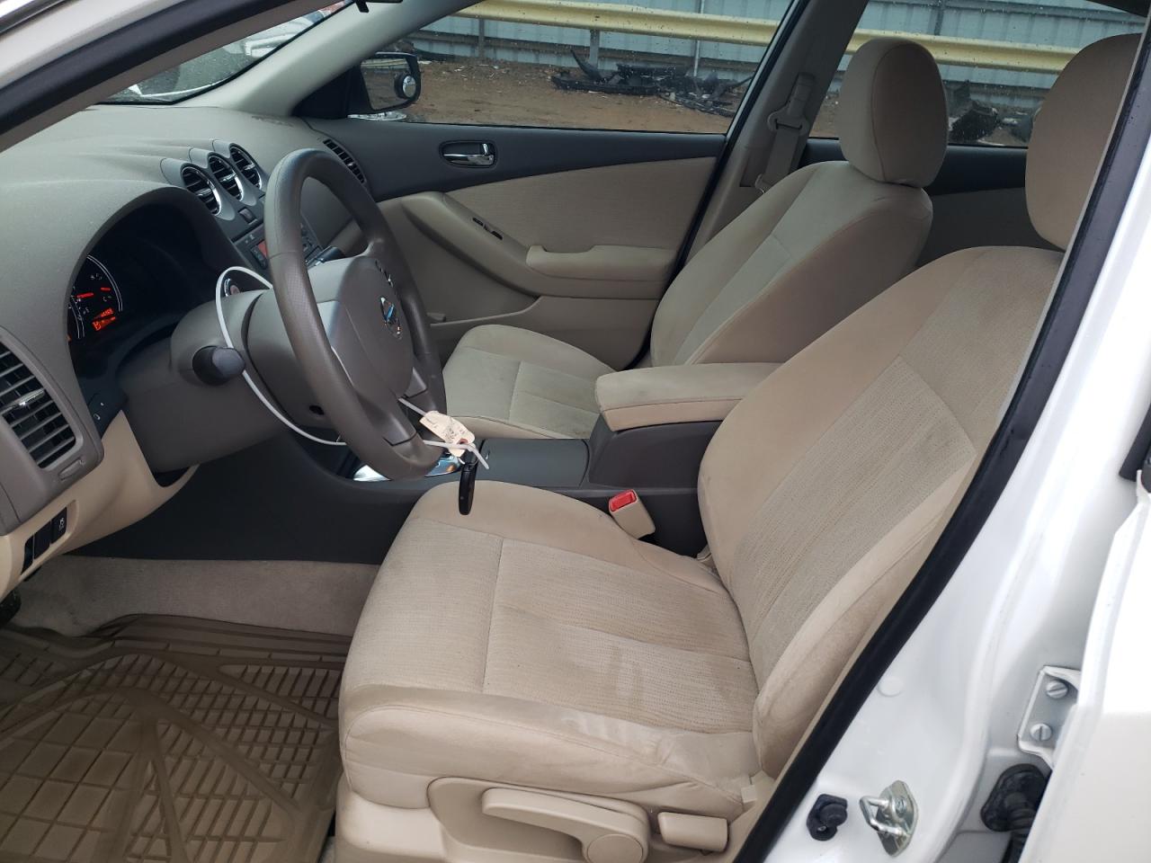 2012 Nissan Altima - Image 7