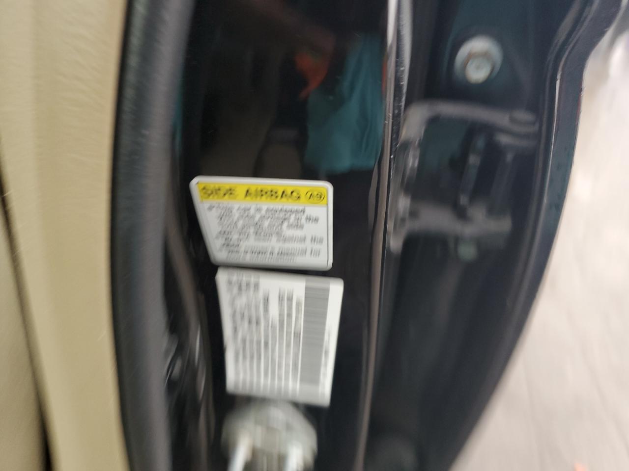 2010 Honda CR-V - Image 13