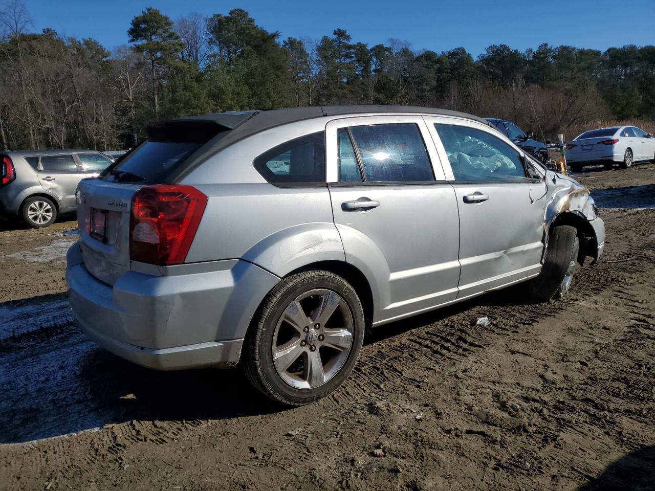 2011 Dodge Caliber - Image 3
