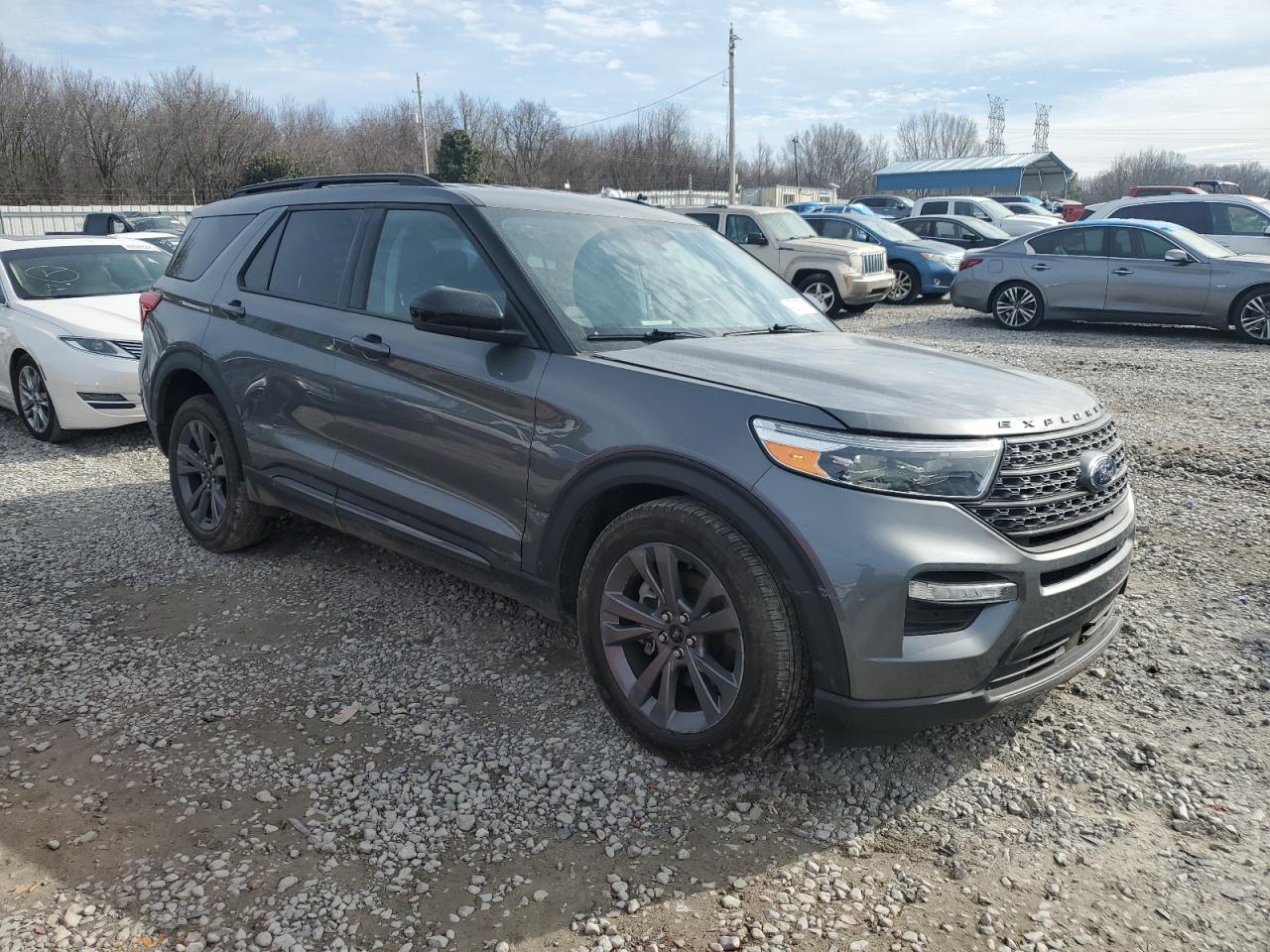 2023 Ford Explorer - Image 4
