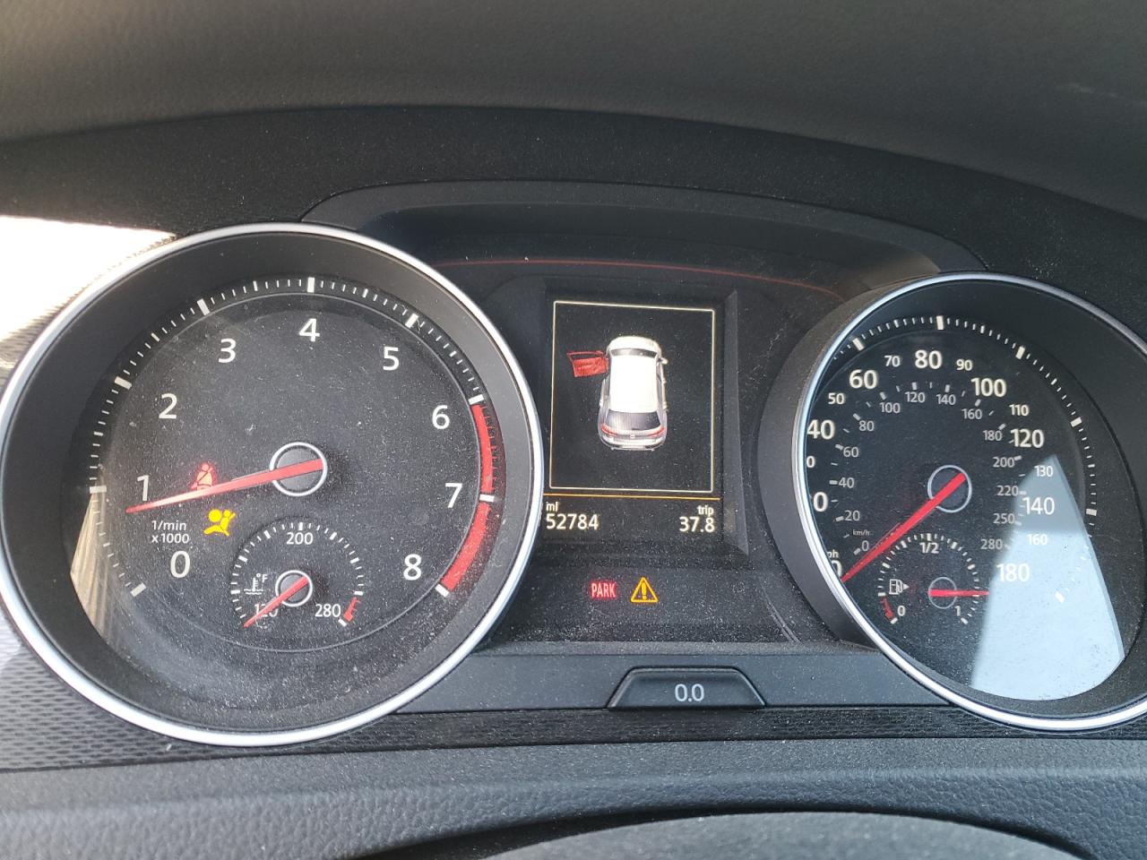 2016 Volkswagen GTI - Image 9