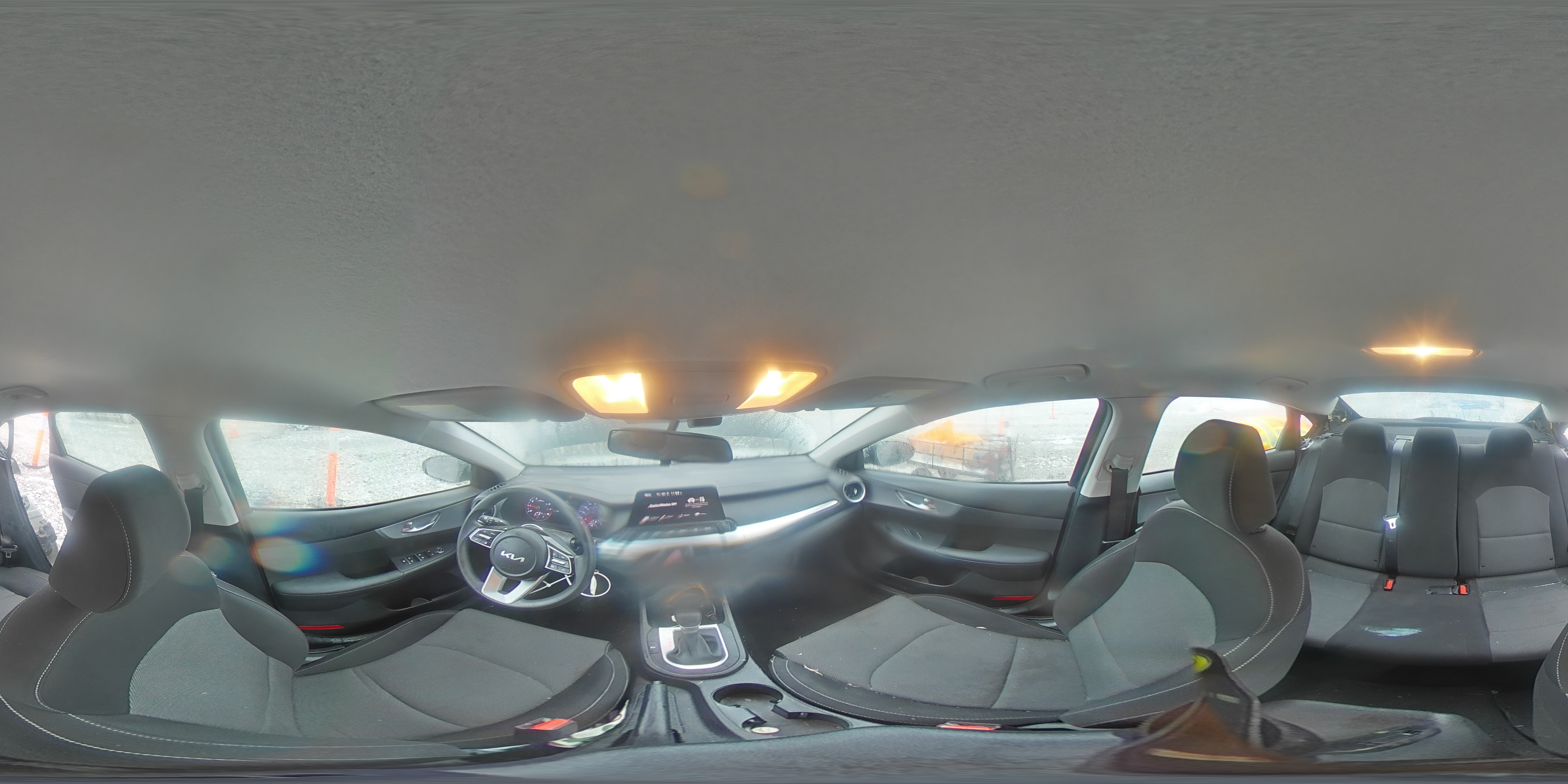 2023 Kia Forte - Image 13