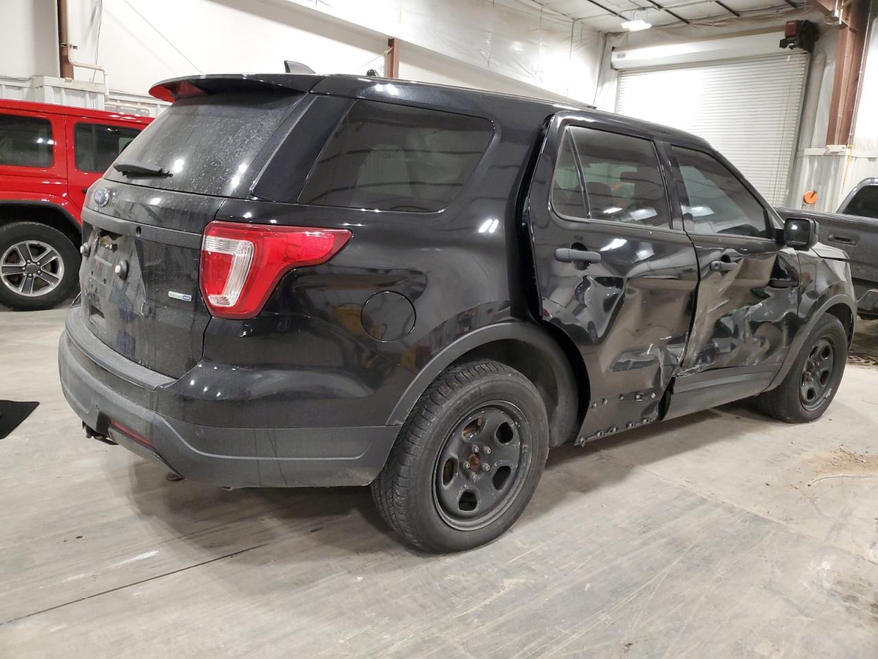 2018 Ford Explorer - Image 3