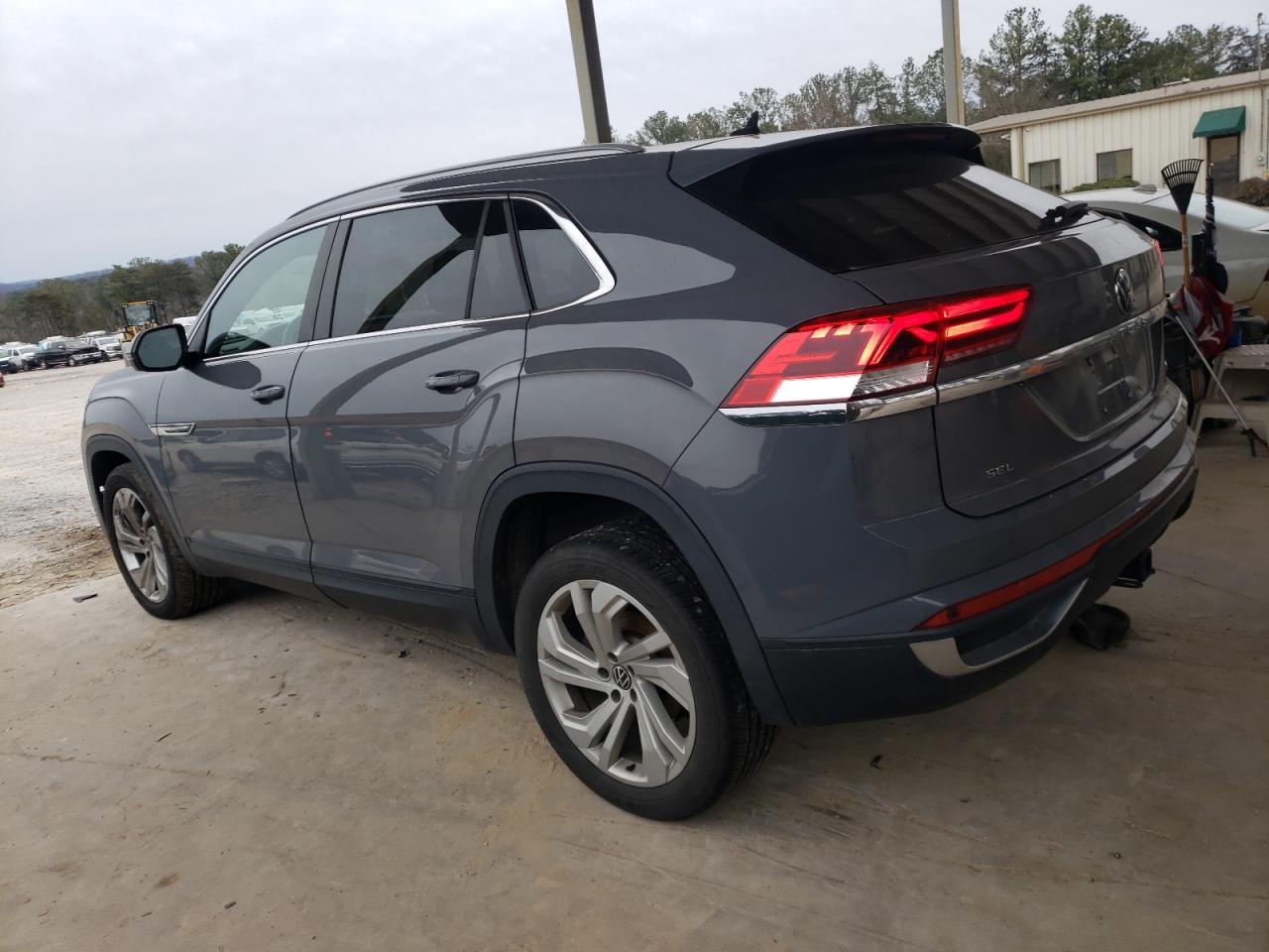 2020 Volkswagen Atlas - Image 2