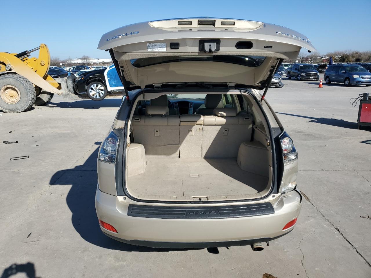 2004 Lexus RX - Image 6