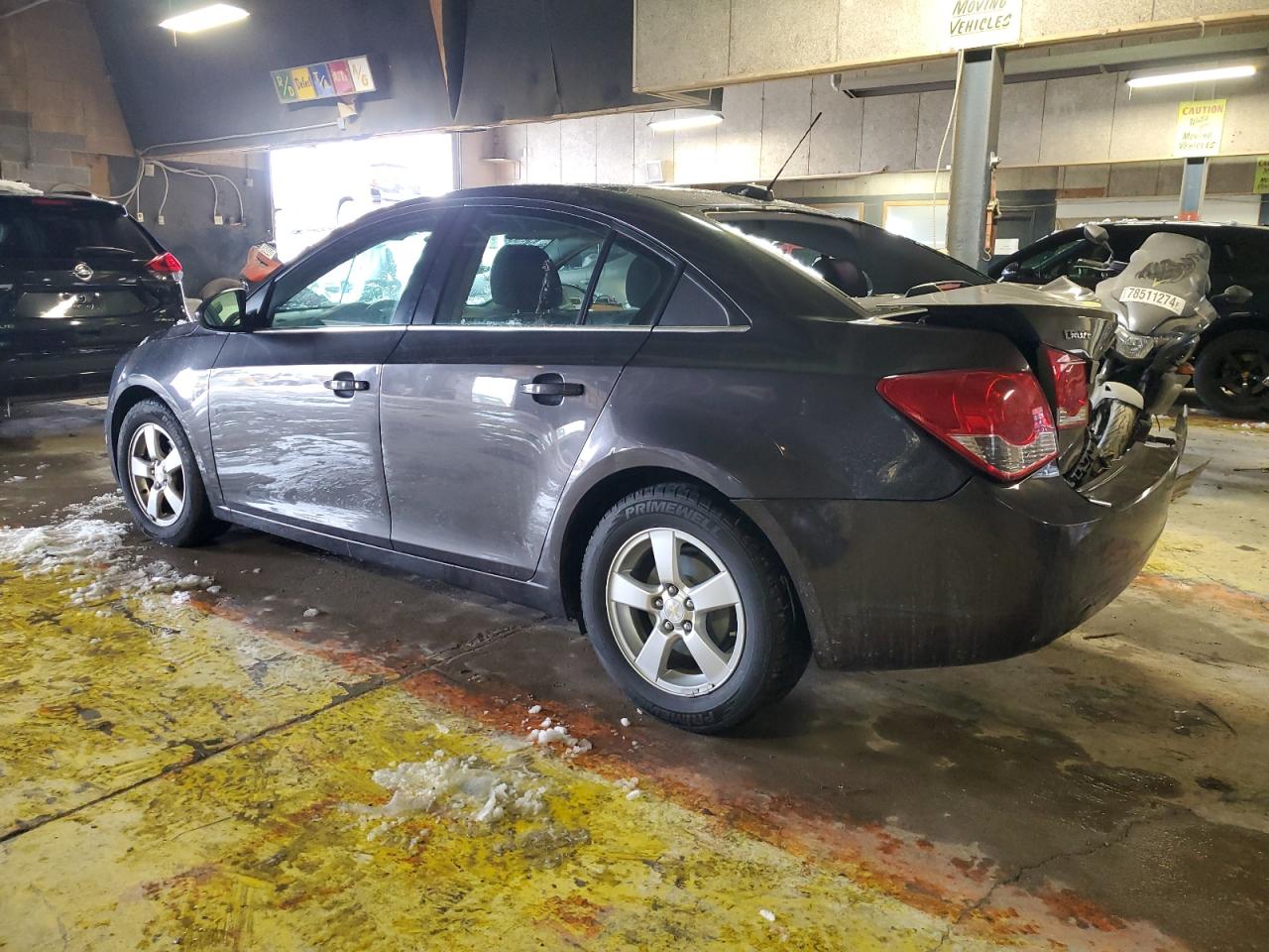 2015 Chevrolet Cruze - Image 2