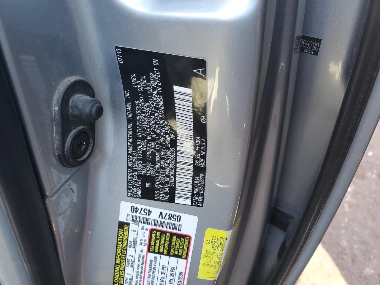 2013 Toyota Sienna - Image 13