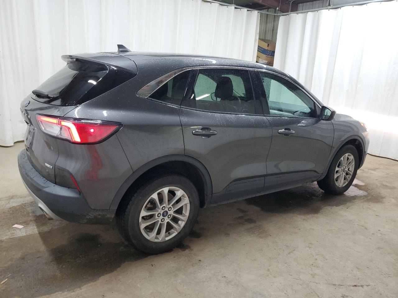 2020 Ford Escape - Image 3