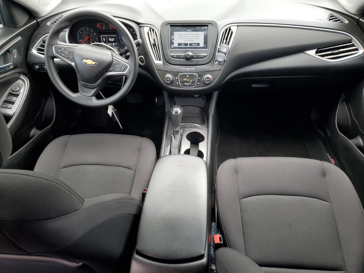 2017 Chevrolet Malibu - Image 8