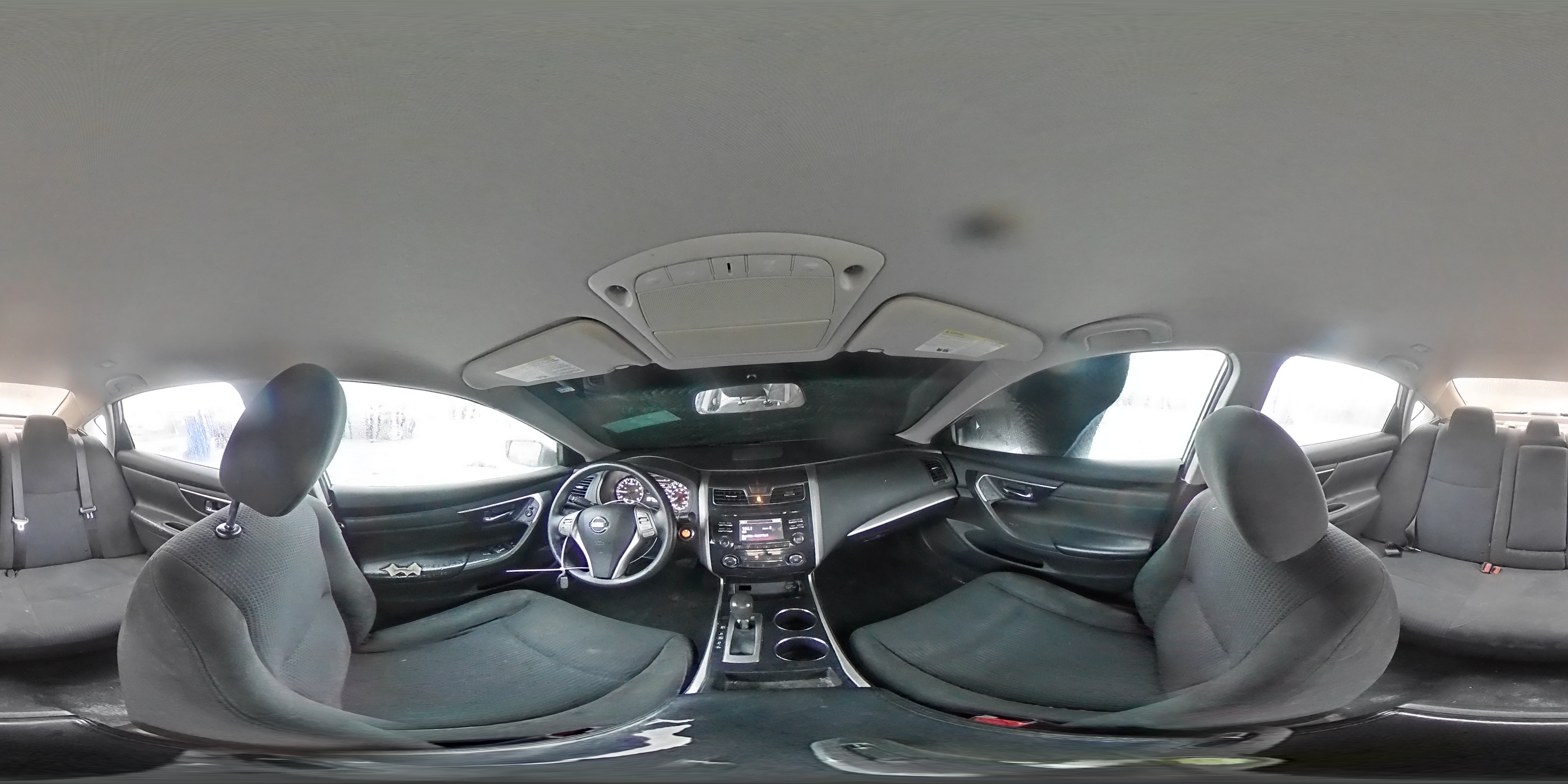 2015 Nissan Altima - Image 12