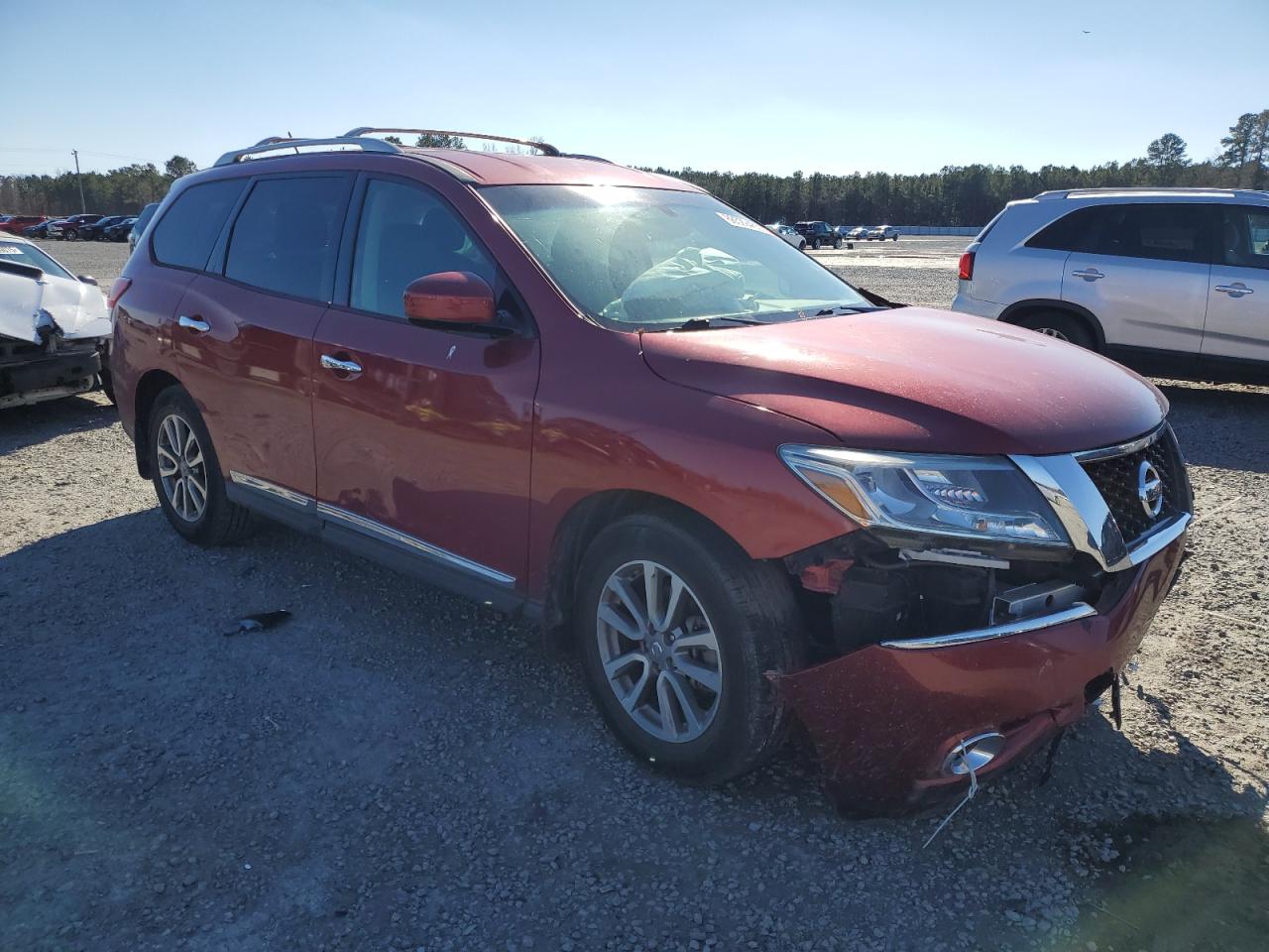 2016 Nissan Pathfinder - Image 4