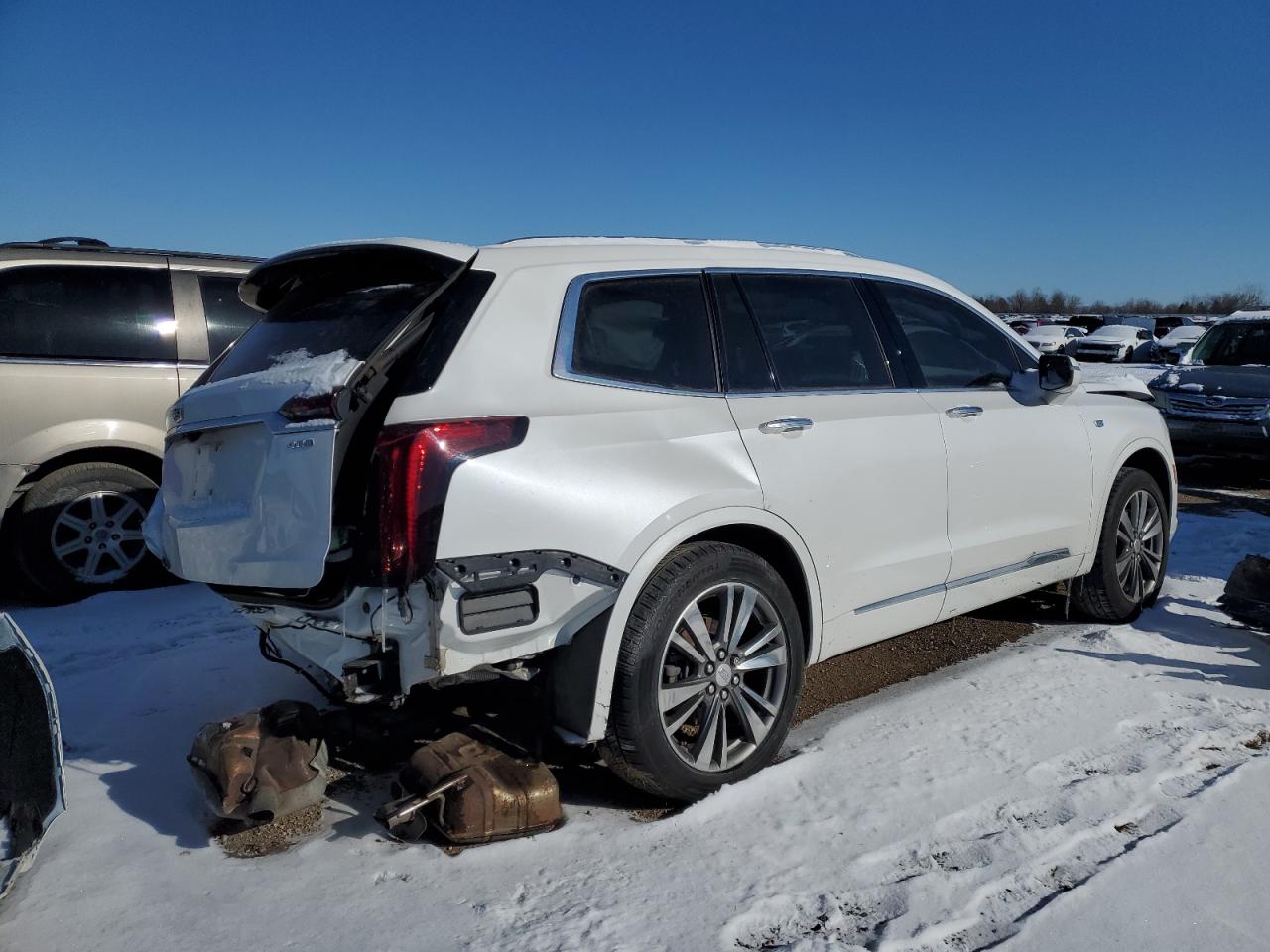 2021 Cadillac XT6 - Image 3