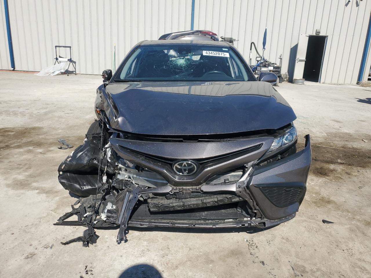 2022 Toyota Camry - Image 5