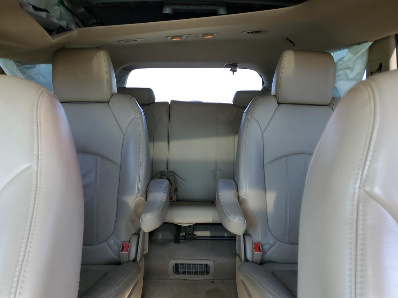 2012 Buick Enclave - Image 10