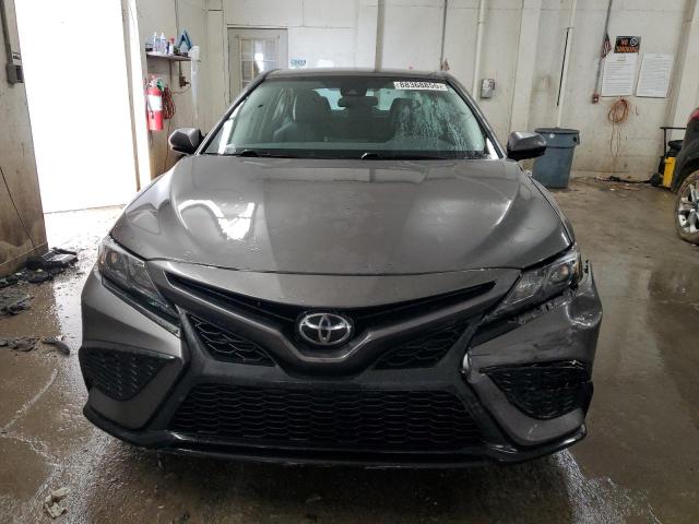  TOYOTA CAMRY 2021 Серый