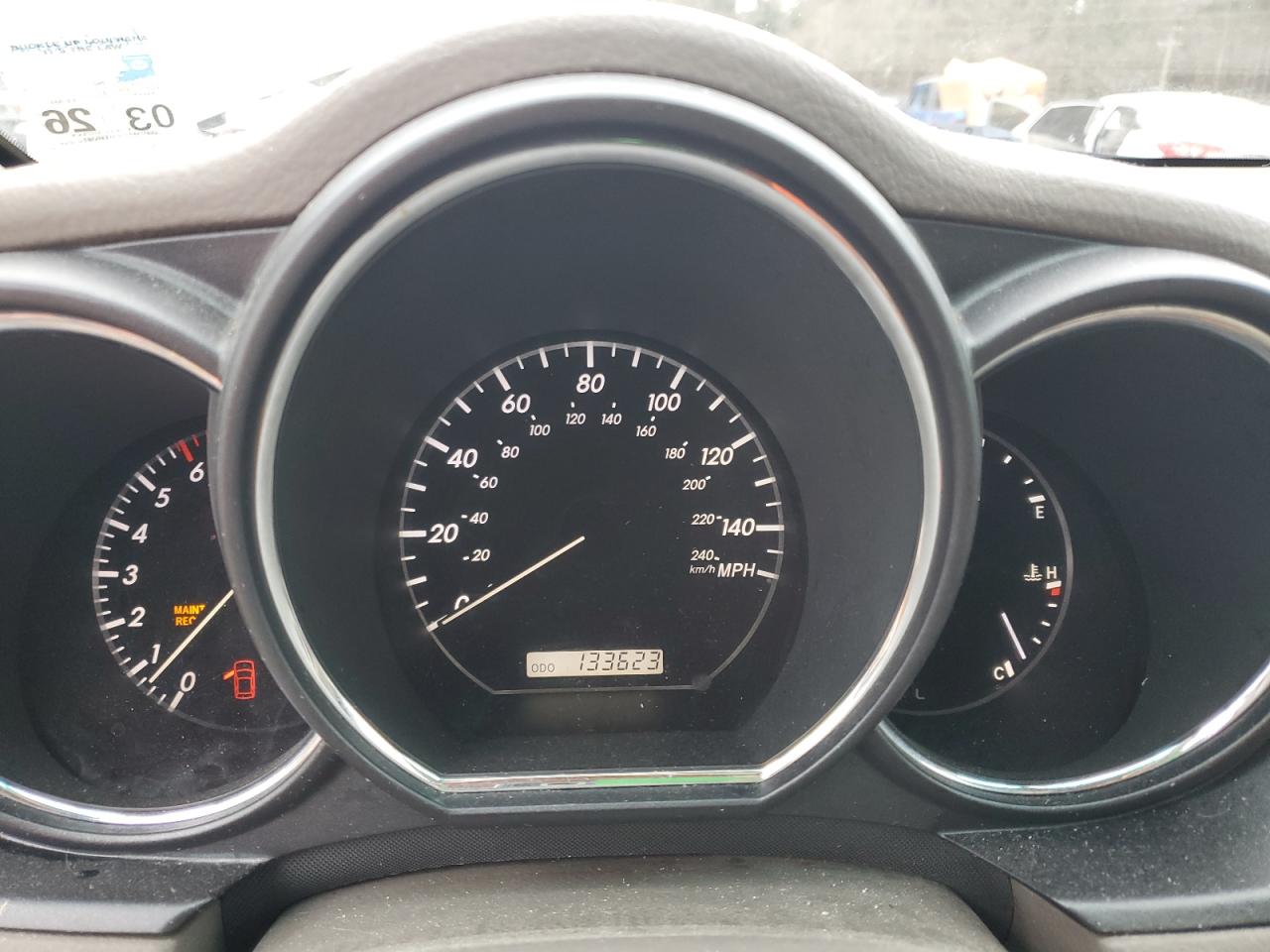 2005 Lexus RX - Image 9