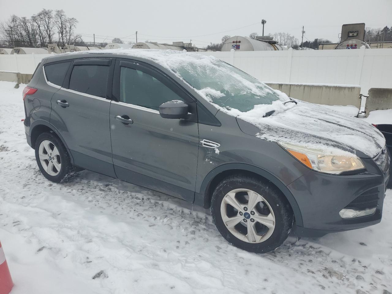 VIN 1FMCU0GX8FUB92138 2015 FORD ESCAPE no.4