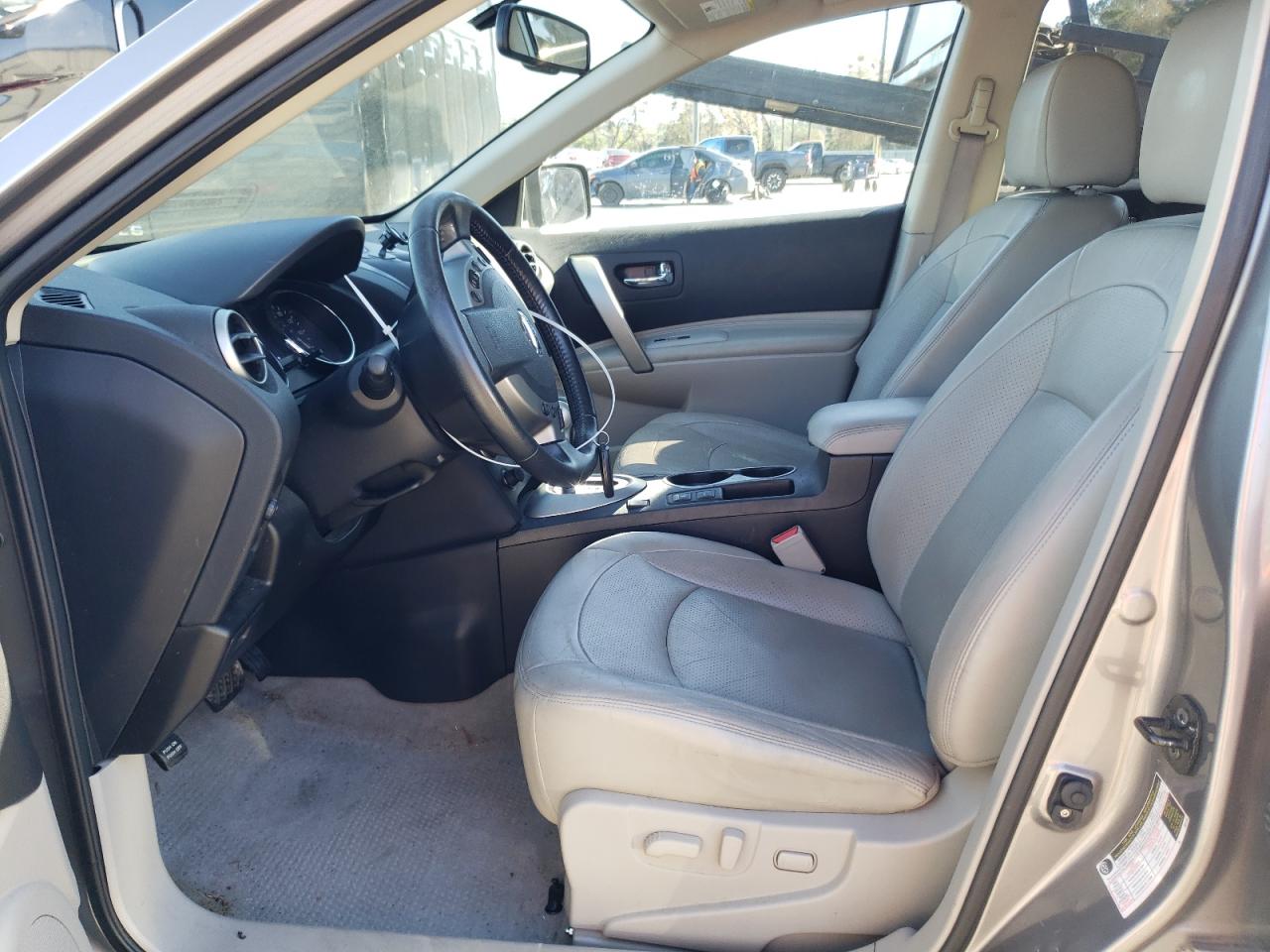 2012 Nissan Rogue - Image 7