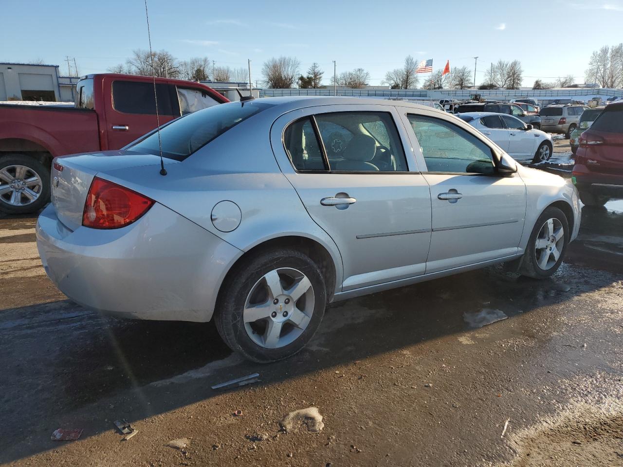 2010 Chevrolet Cobalt - Image 3