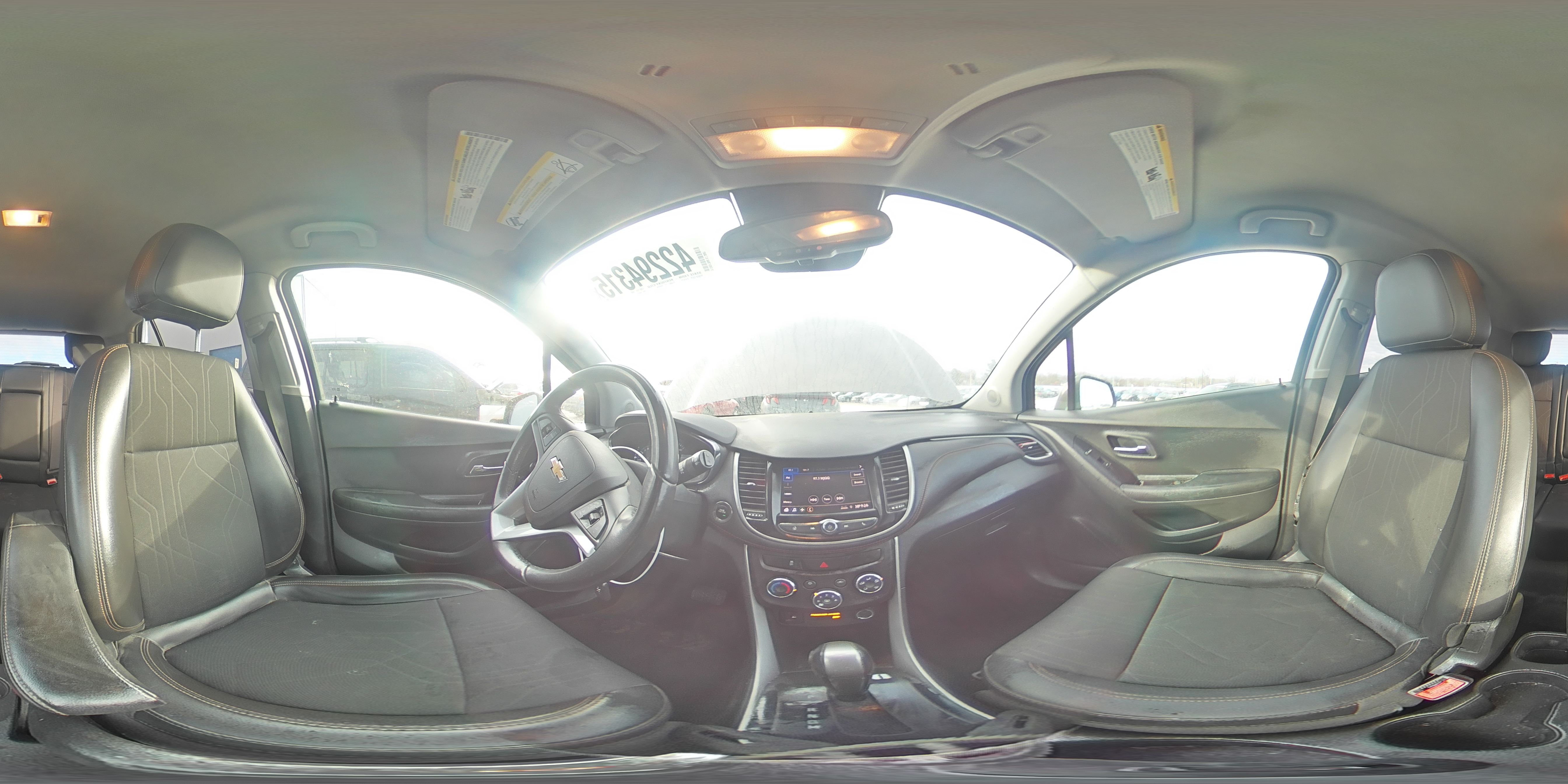 2021 Chevrolet Trax - Image 15