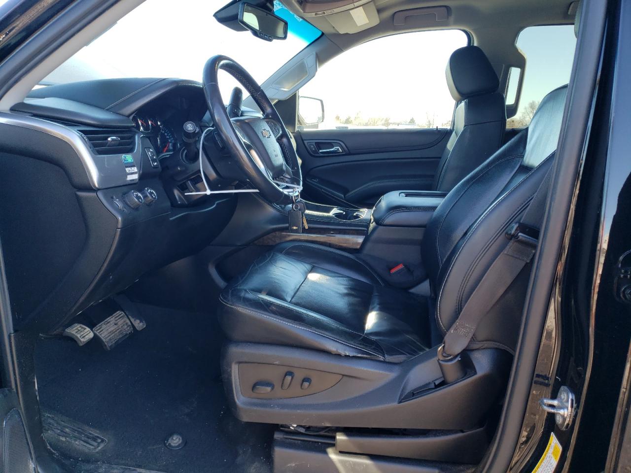 2019 Chevrolet Suburban - Image 7