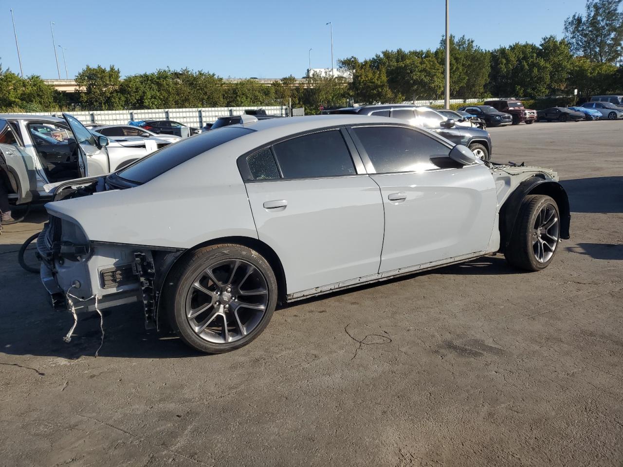 2020 Dodge Charger - Image 3