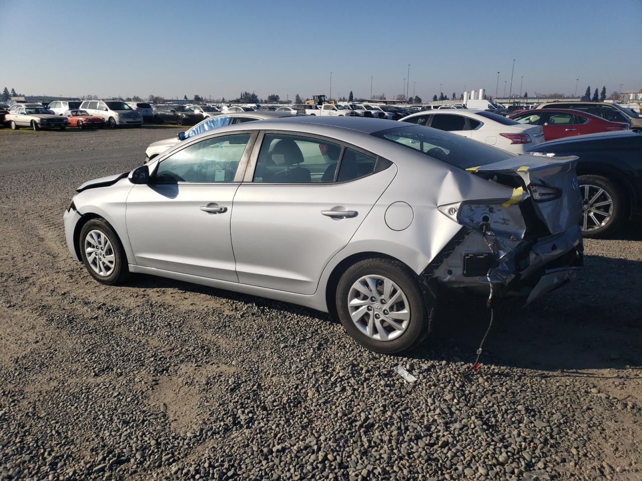 2020 Hyundai Elantra - Image 2