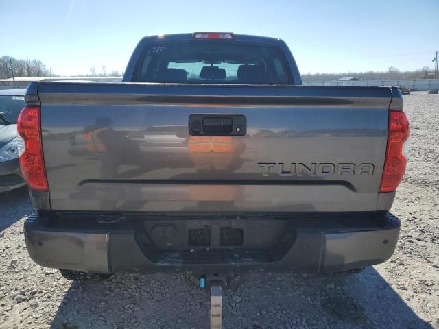 Pickups TOYOTA TUNDRA 2017 Szary