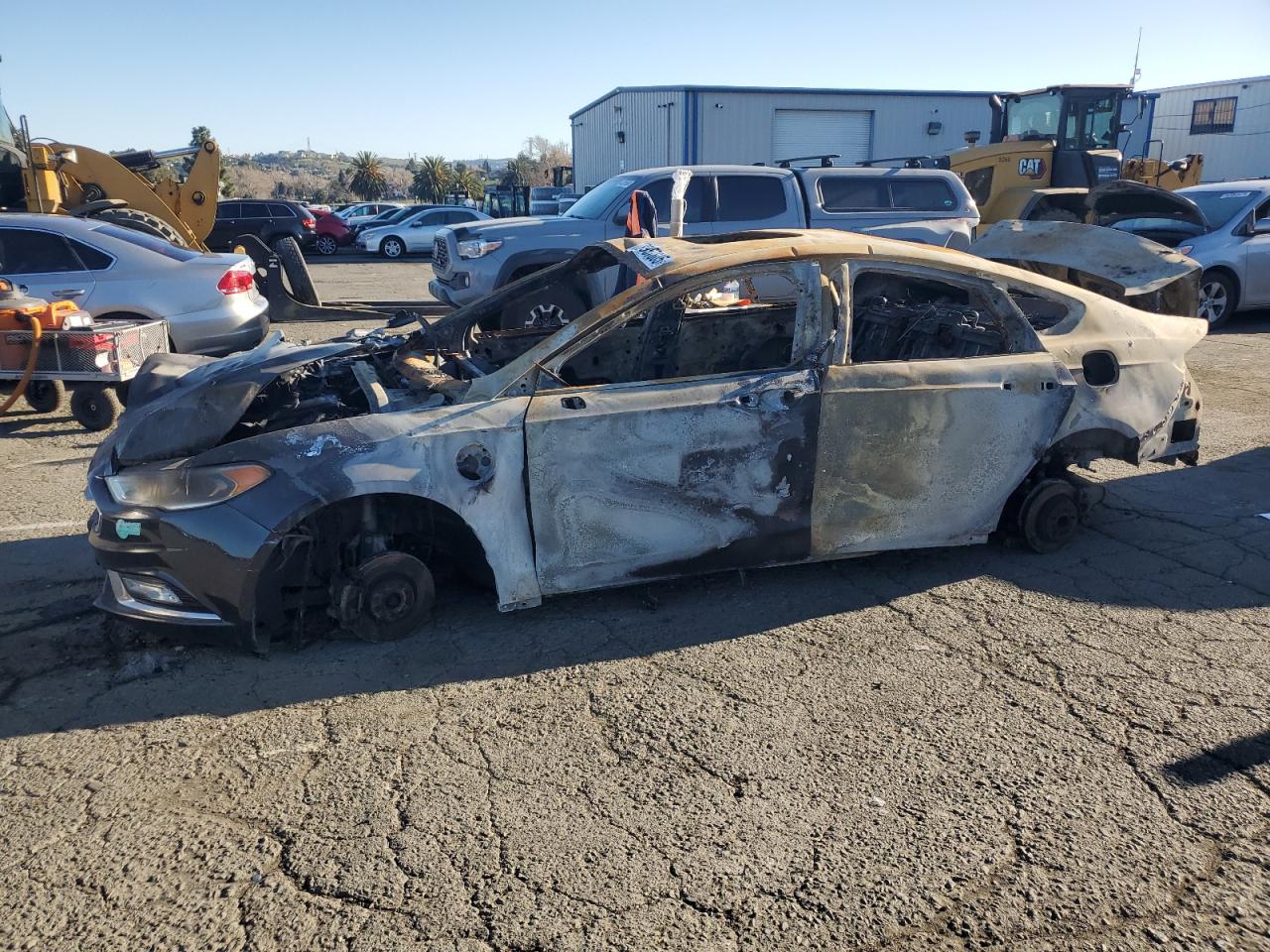 3FA6P0SU6HR329552 FORD FUSION 2017