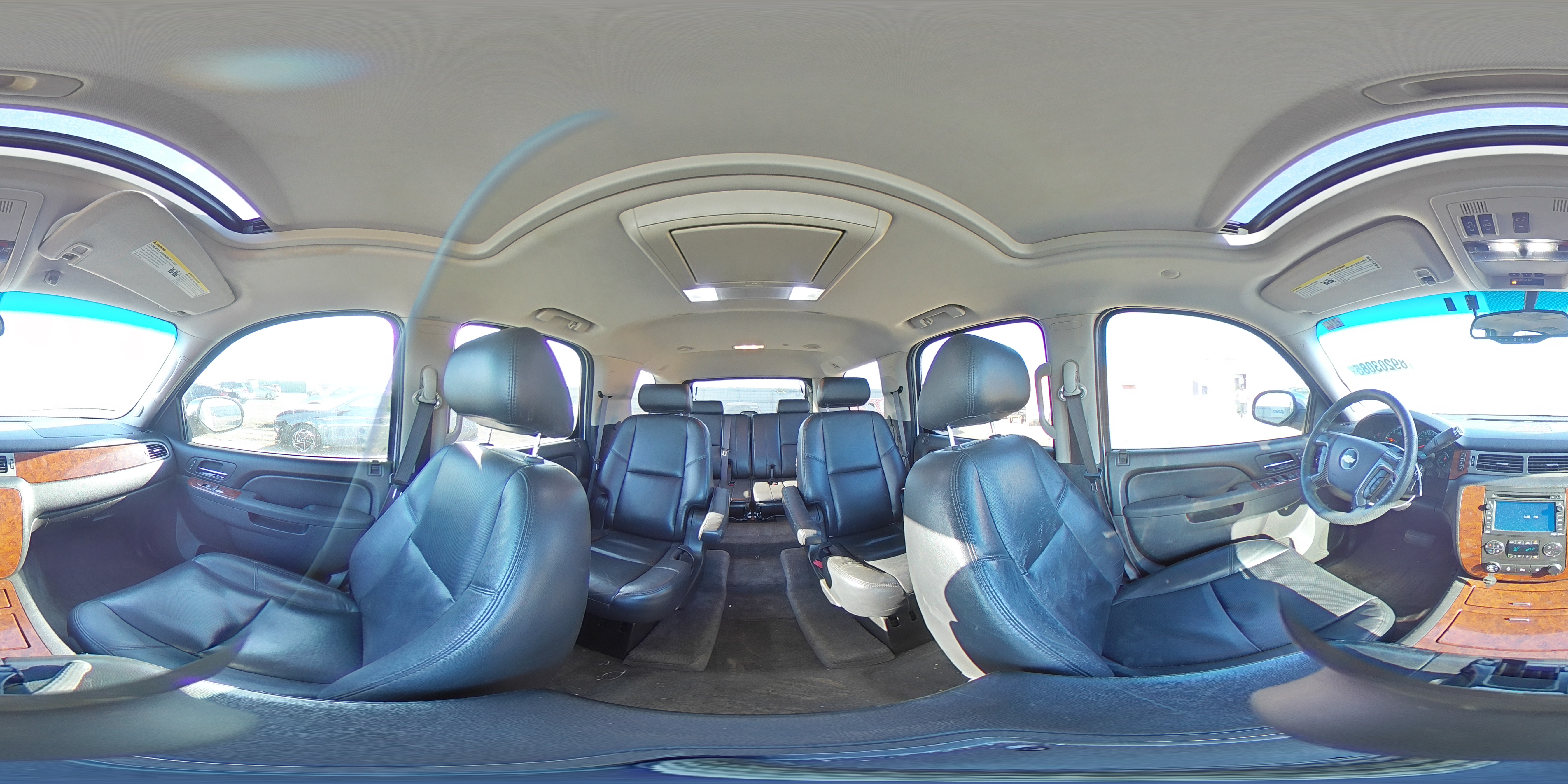 2010 Chevrolet Tahoe - Image 12