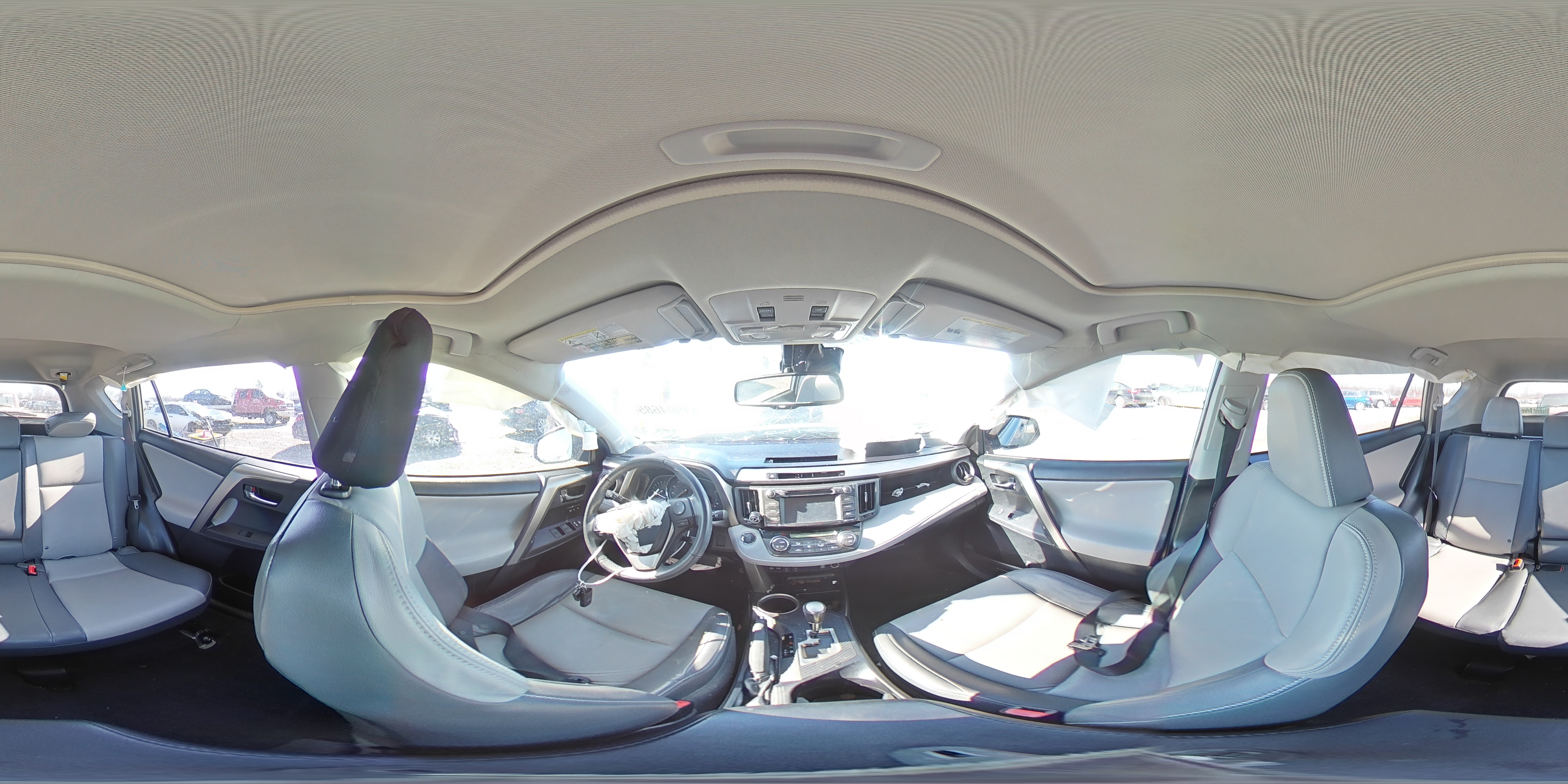 2014 Toyota RAV 4 - Image 13