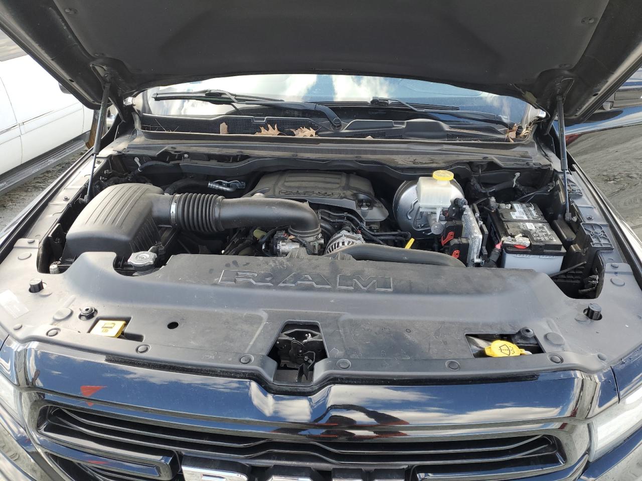 2019 RAM 1500 - Image 11