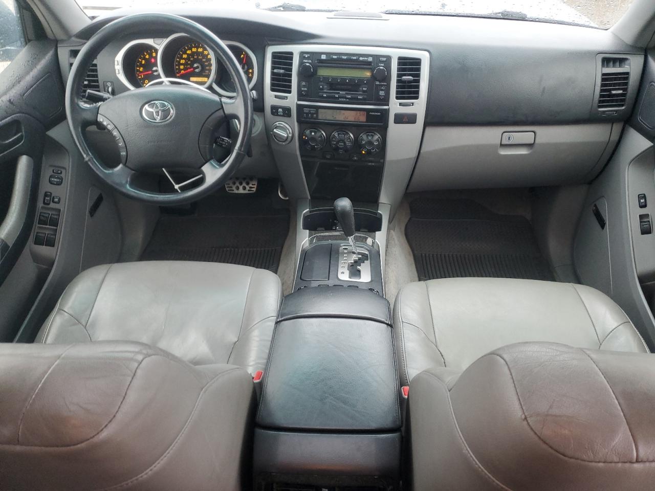 2004 Toyota 4Runner - Image 8