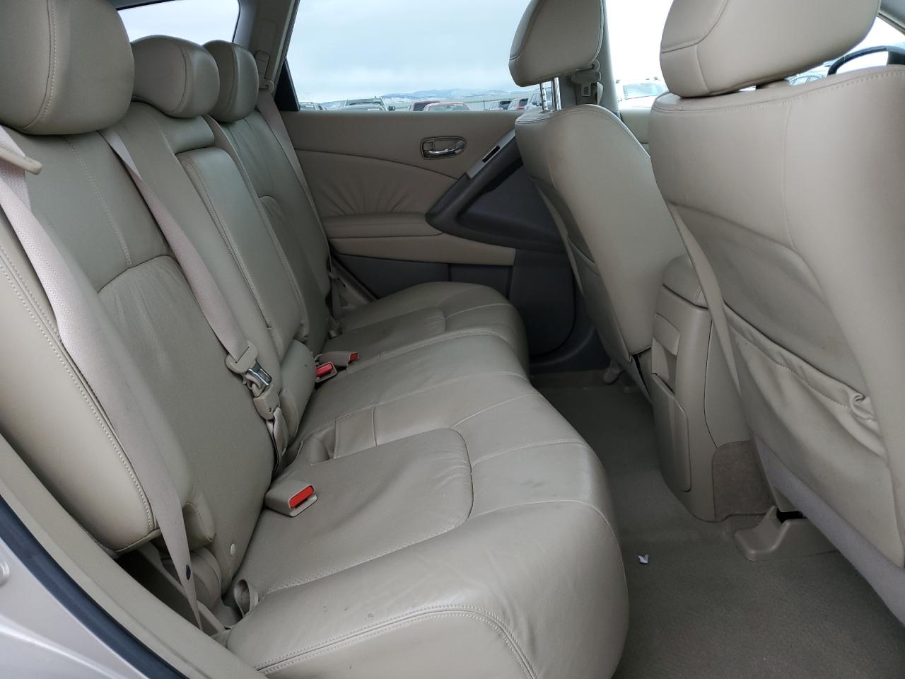 2010 Nissan Murano - Image 11