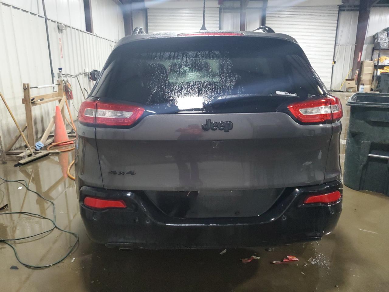 2018 Jeep Grand Cherokee - Image 6