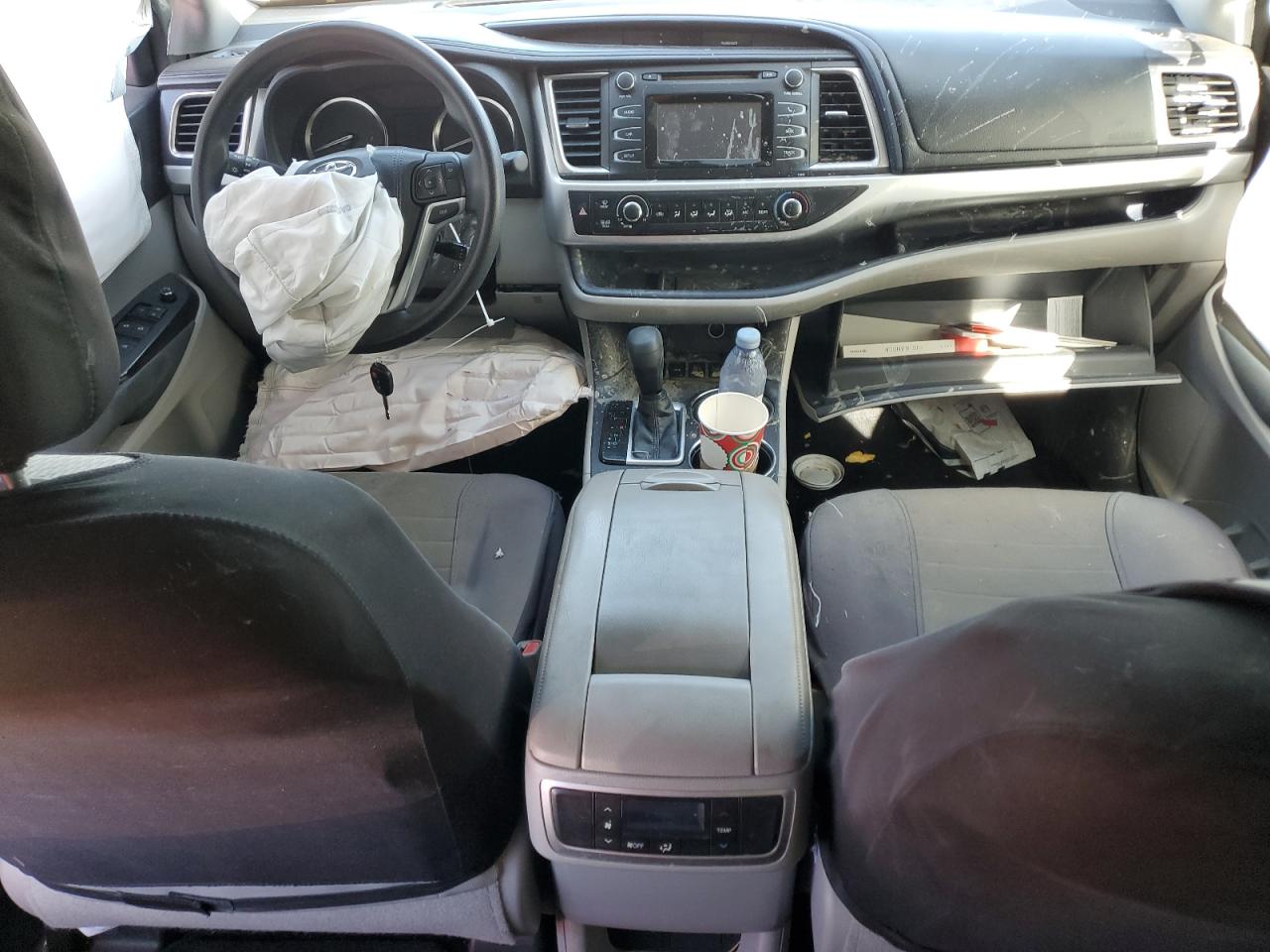 2016 Toyota Highlander - Image 8