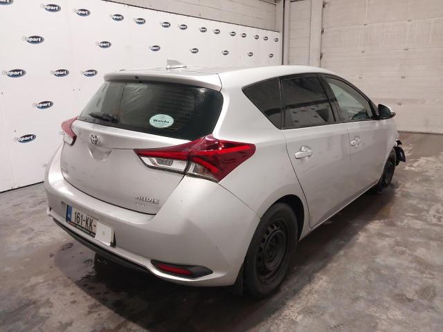 2016 TOYOTA AURIS 