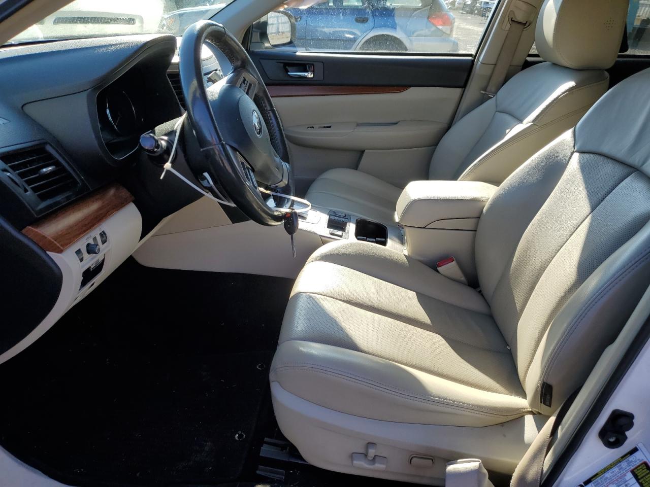 2013 Subaru Outback - Image 7