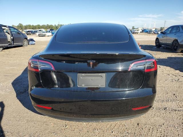  TESLA MODEL 3 2021 Czarny