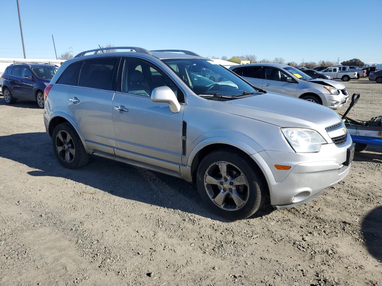 VIN 3GNAL3EK7ES646070 2014 CHEVROLET CAPTIVA no.4