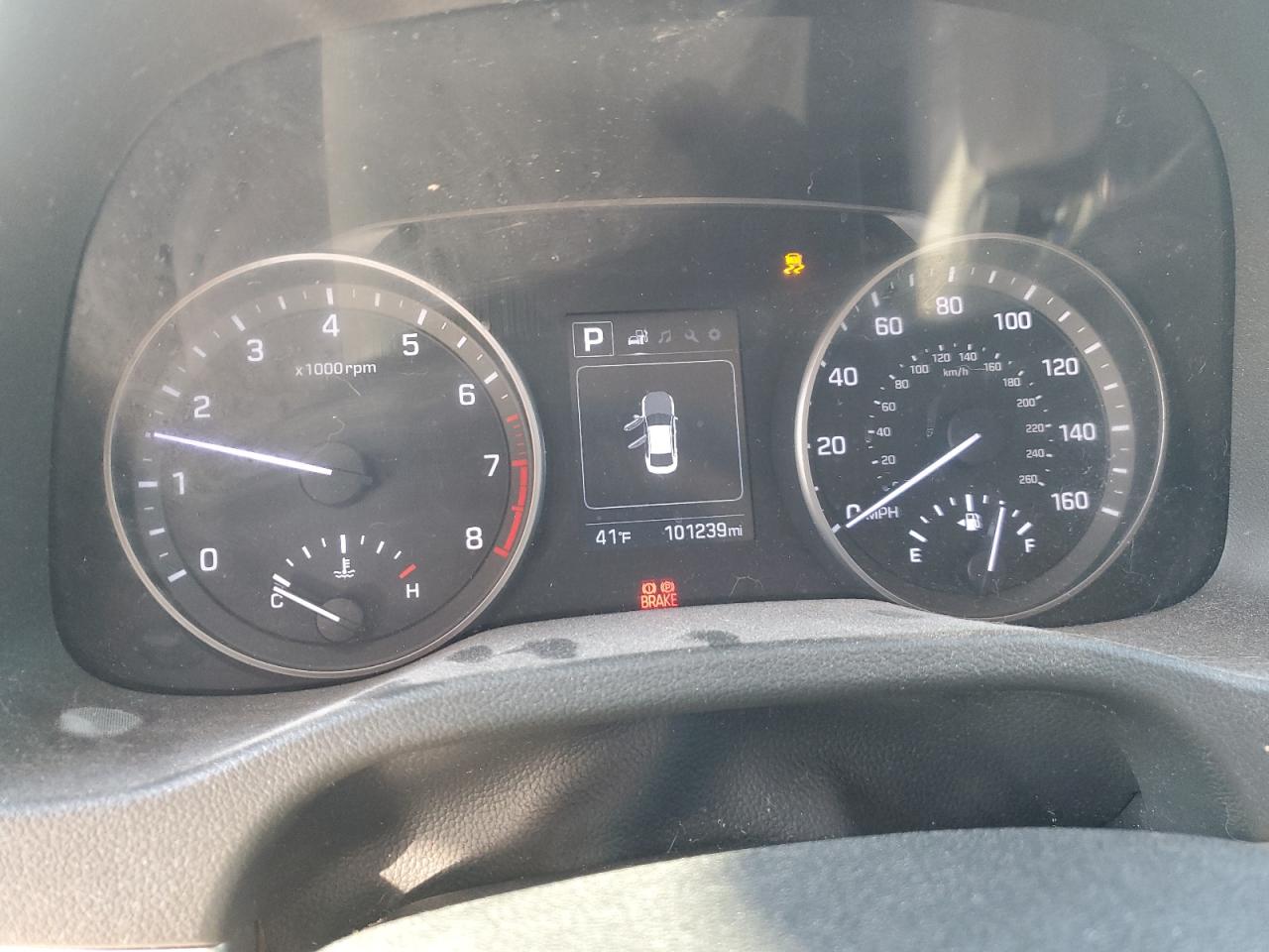 2018 Hyundai Elantra - Image 9