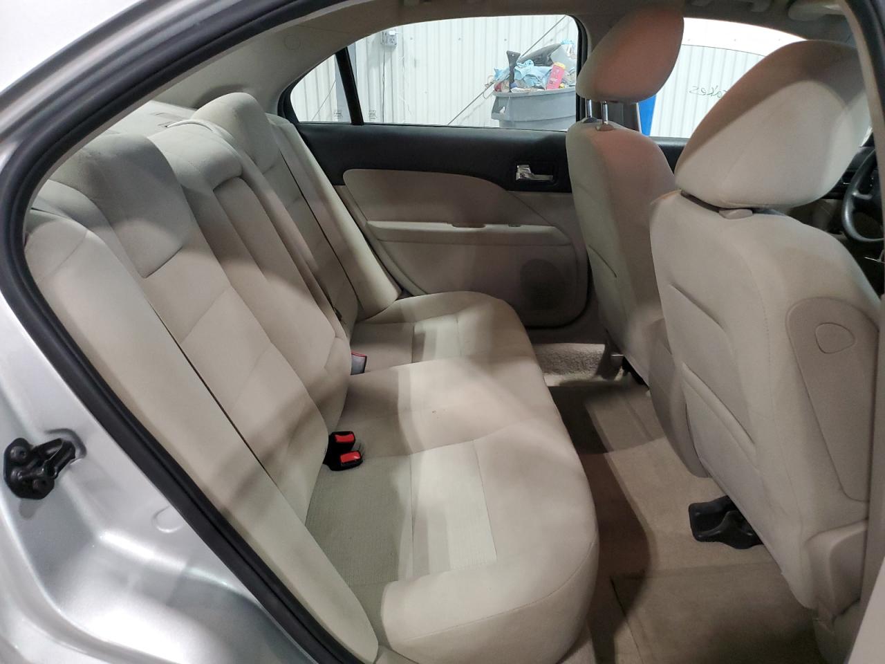 2009 Ford Fusion - Image 12