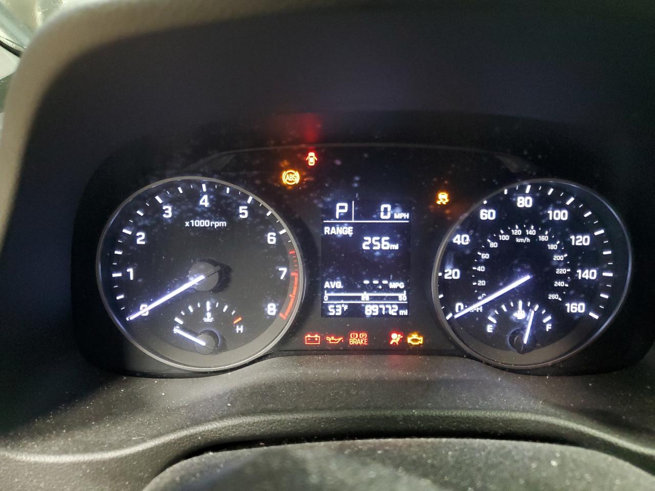 2017 Hyundai Elantra - Image 9